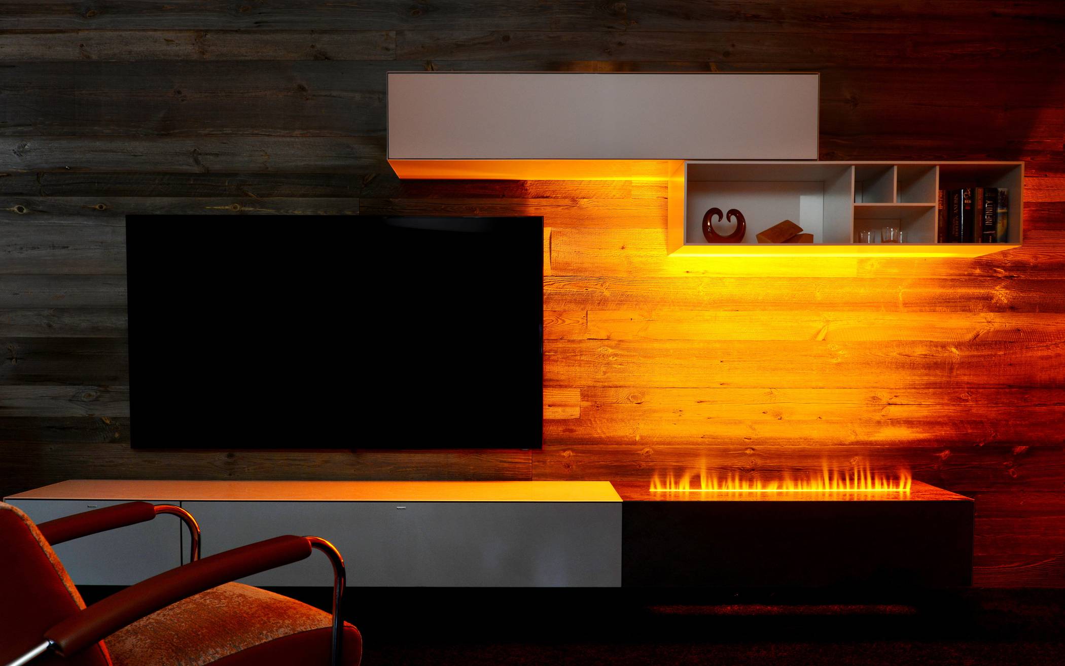  Ein ganz heißer Interior-Design-Tipp: Smart Flame von Spectral – live zu sehen bei AUDIO 2000. 