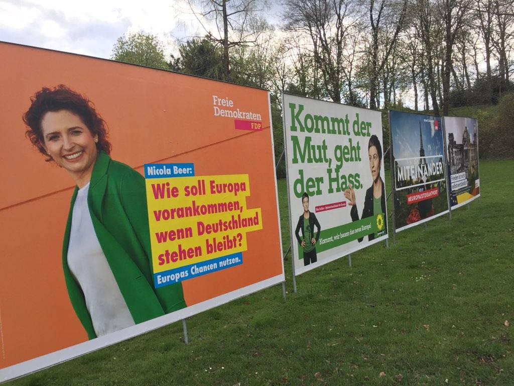 Wahl-Großplakate an der Staubenthaler Straße in