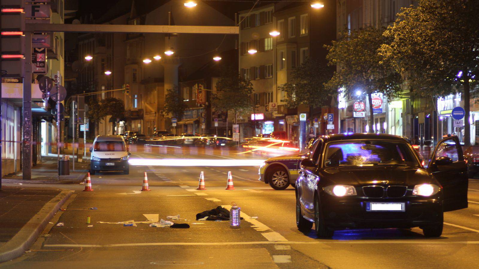  Der BMW , in dem das Opfer saß. 