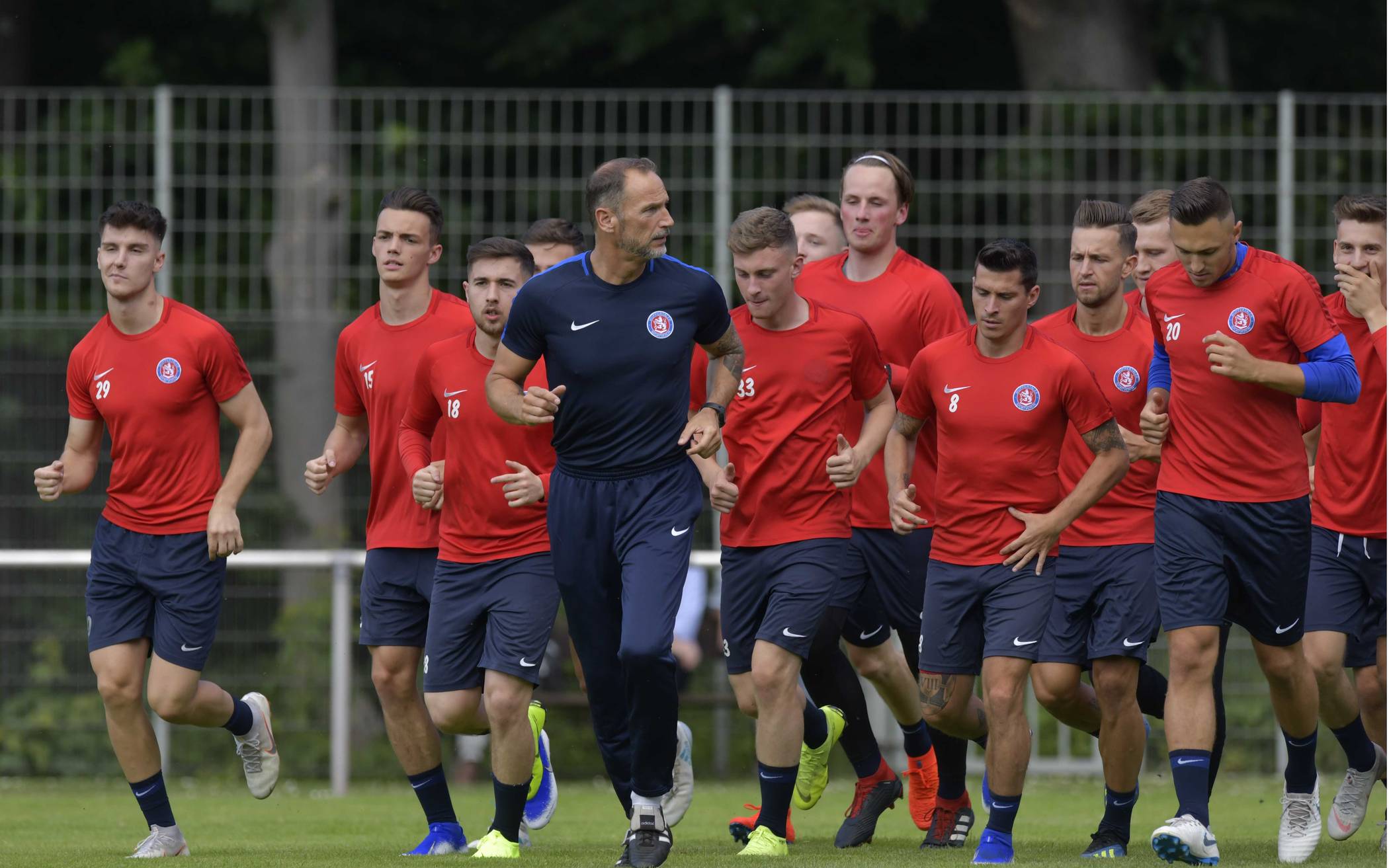 An viele neue Gesichter müssen sich die Fans...
