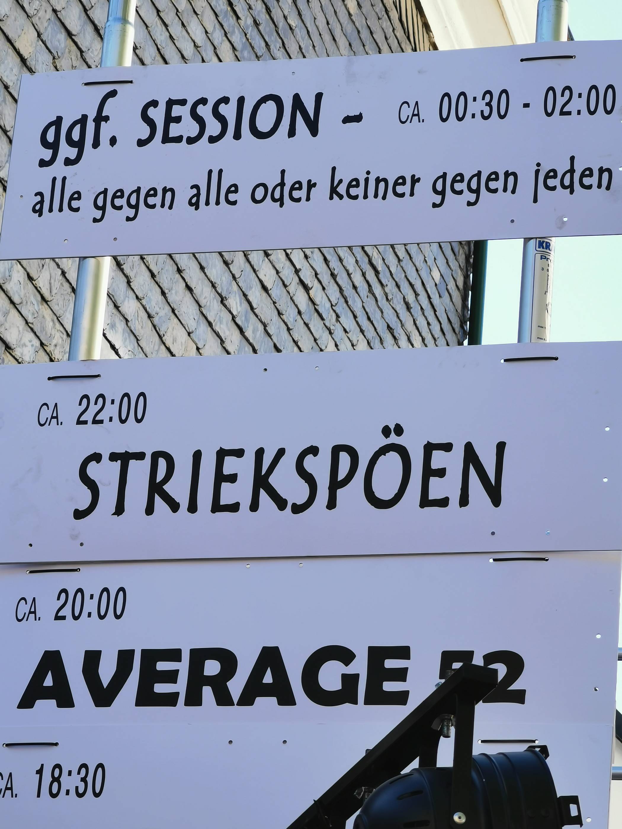 Größe Dinge werfen ihre Schatten voraus...