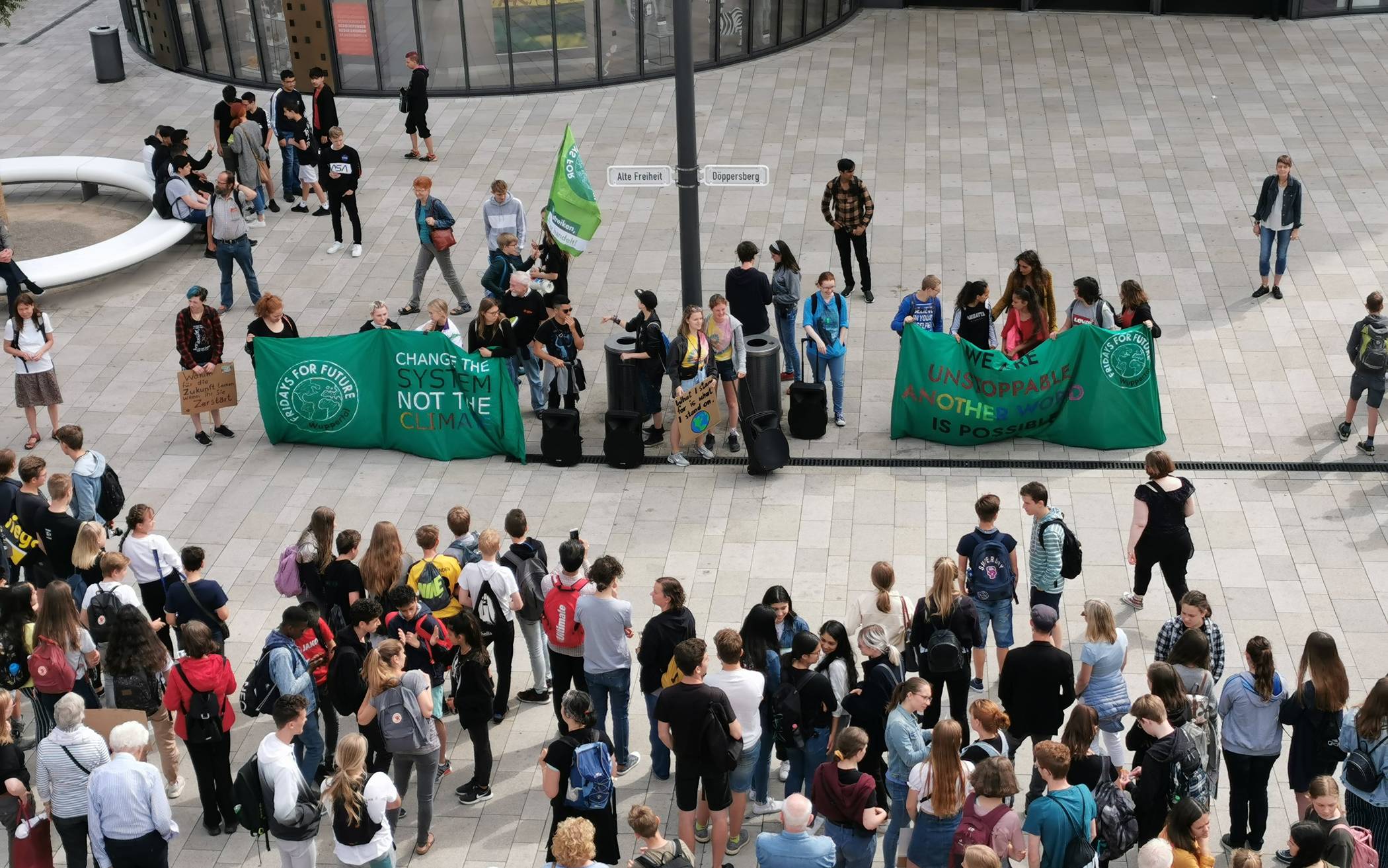 Die Menge der anwesenden Schüler war allerdings recht...