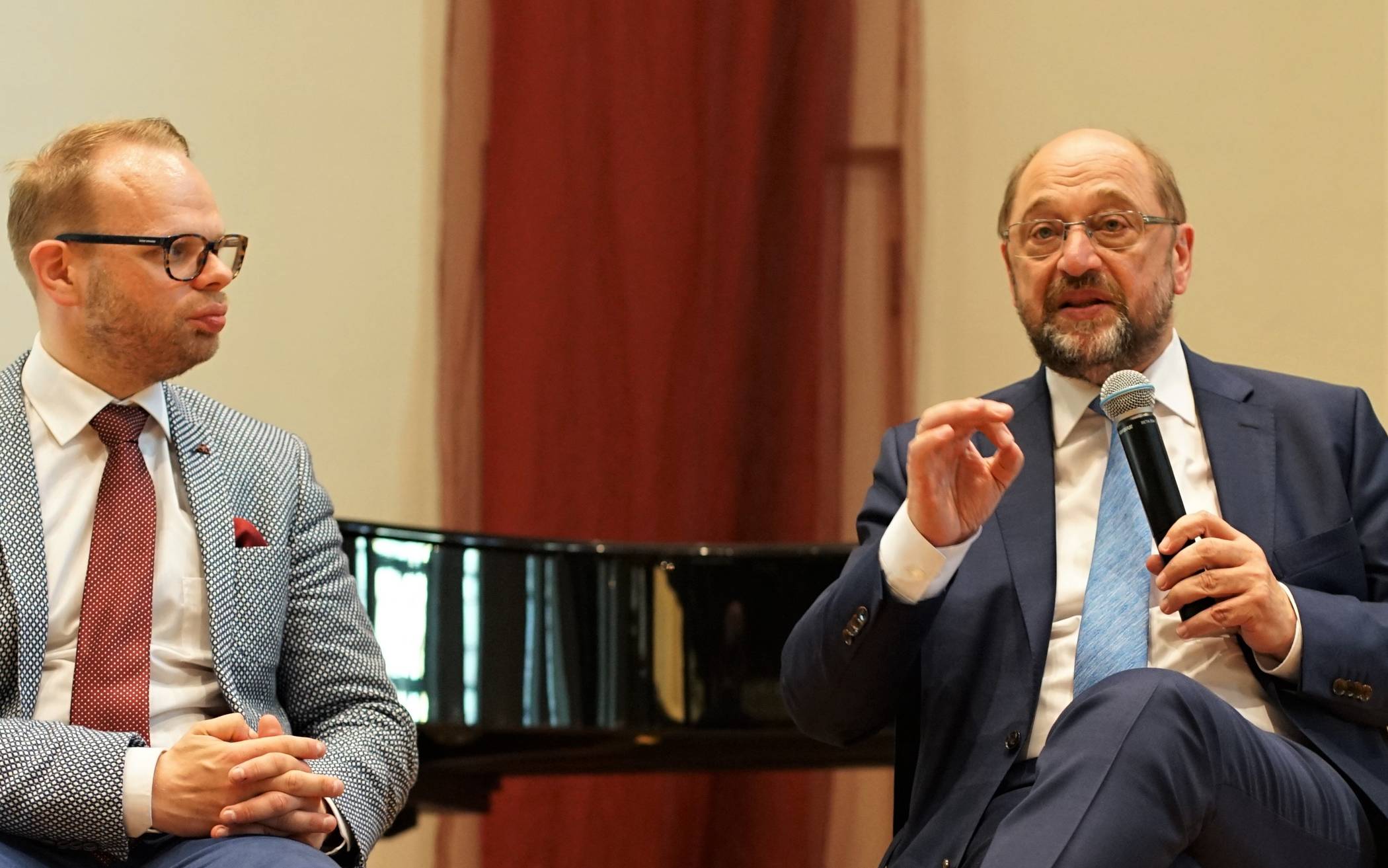 Helge Lindh (li.) und Martin Schulz.
