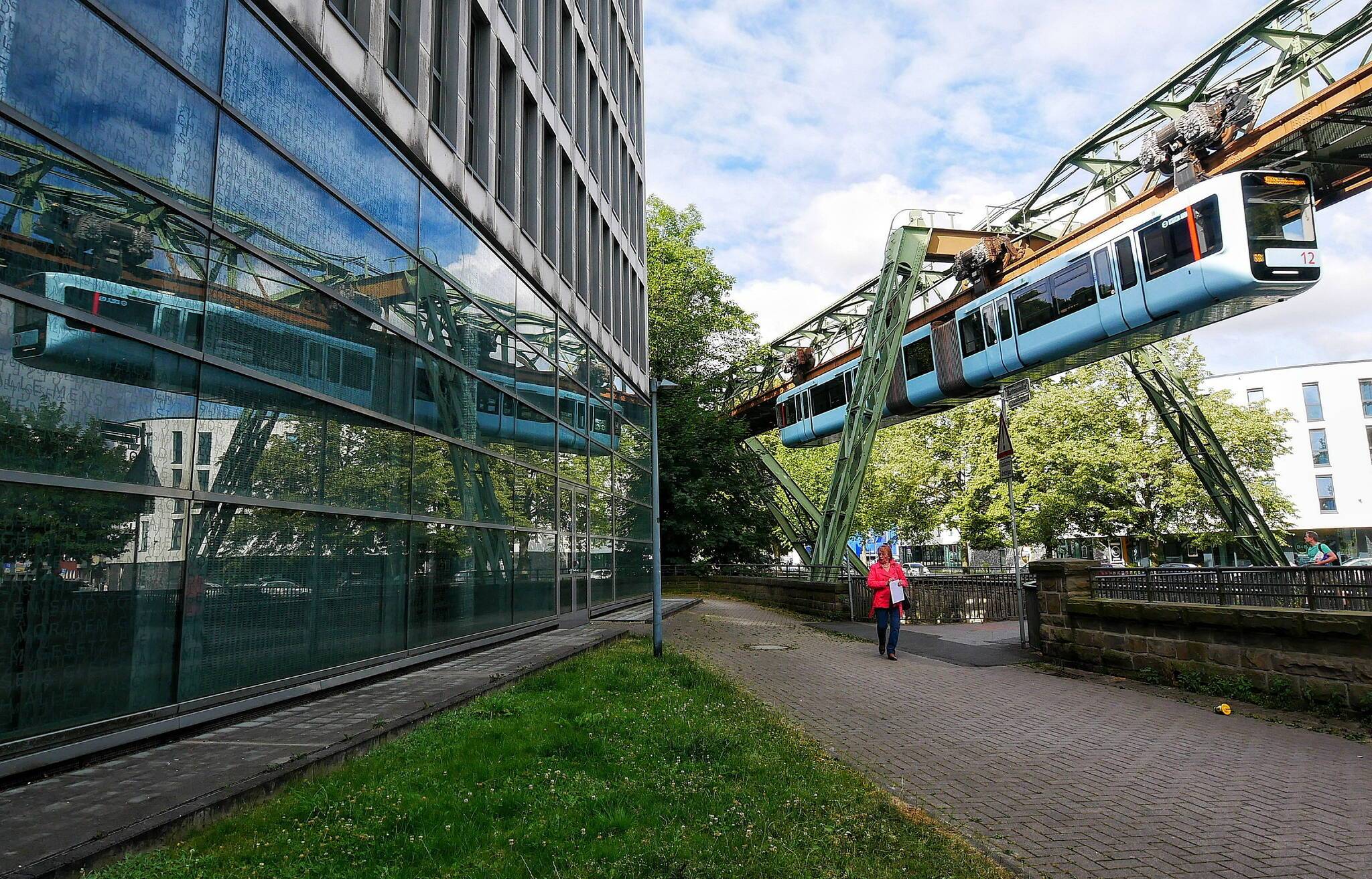 Land gibt 14,2 Millionen Euro für die Wuppertaler Schwebebahn