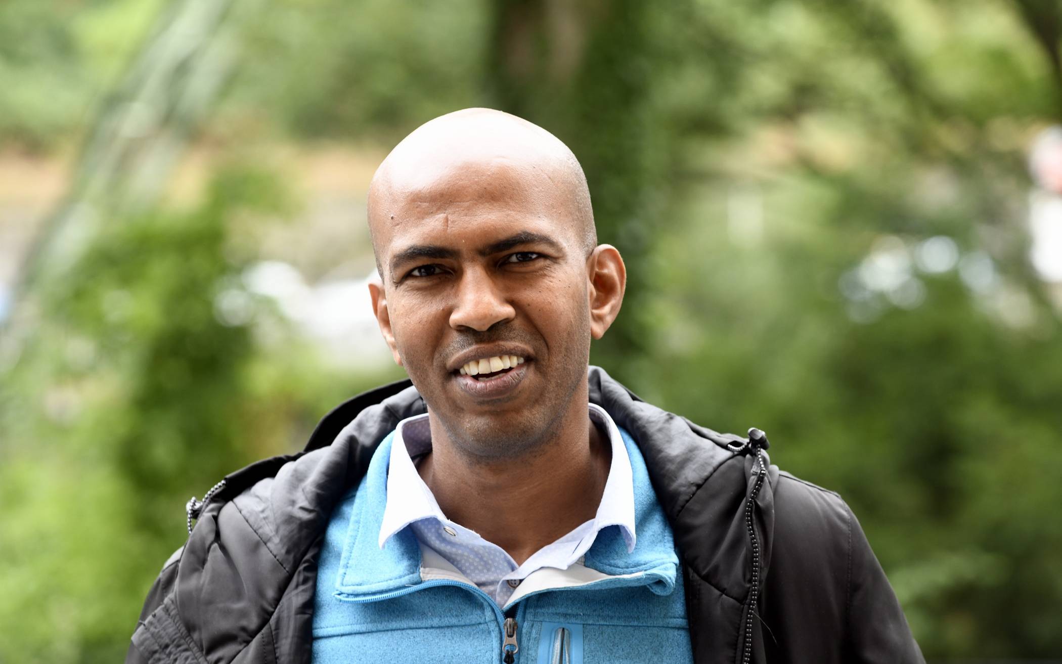 Kessete Awet spricht in der City