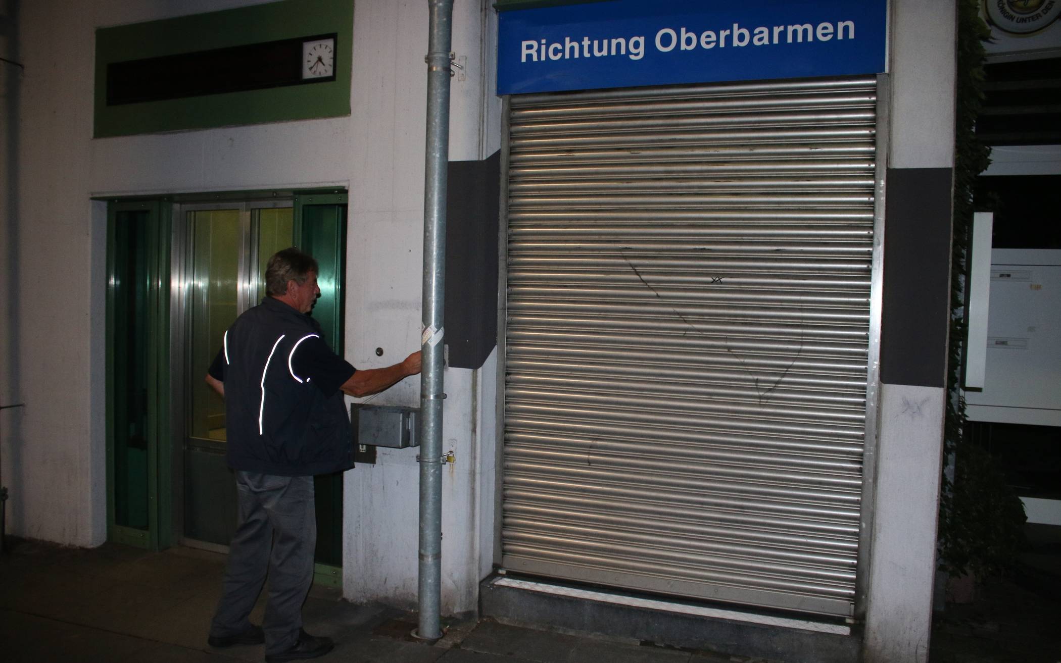 Fast neun Monate waren die Haltestellen...