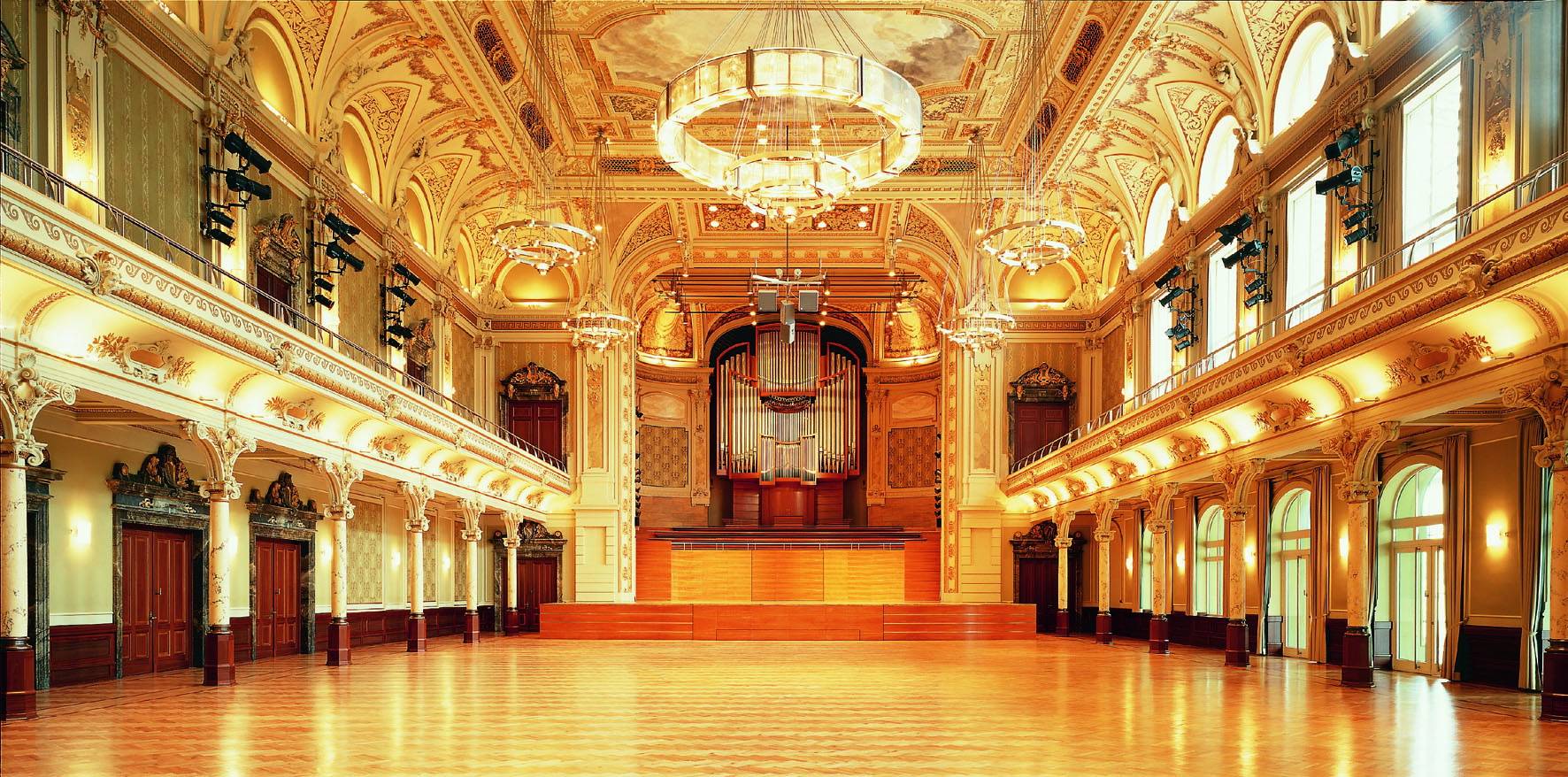 Der große Saal der Historischen Stadthalle.