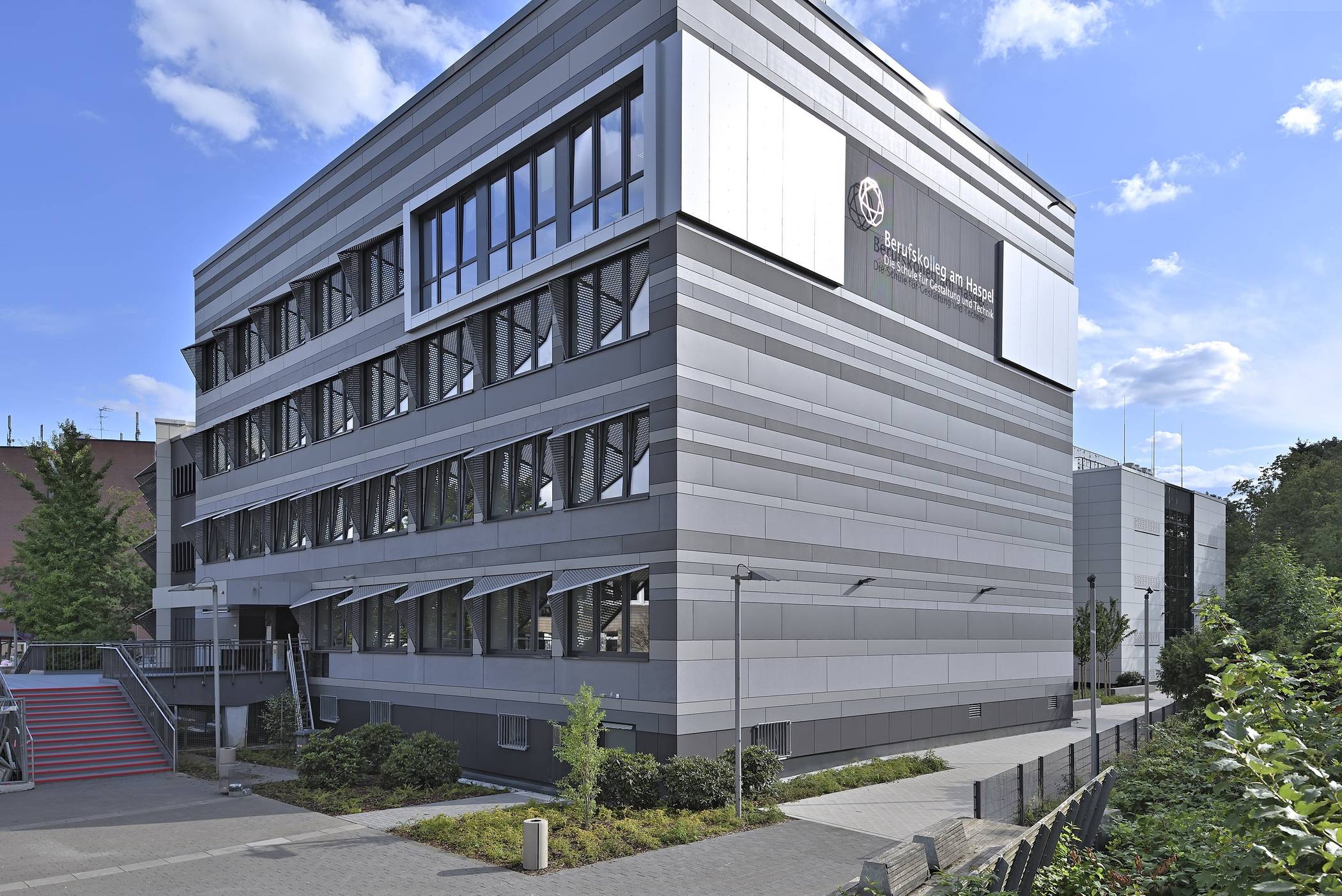  Das sanierte Gebäude. 