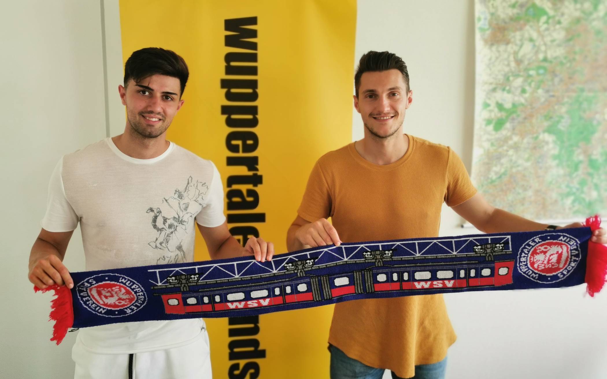  Beyhan Ametov und Gianluca Marzullo zu Gast bei der Rundschau - perfekt ausgestattet ... 