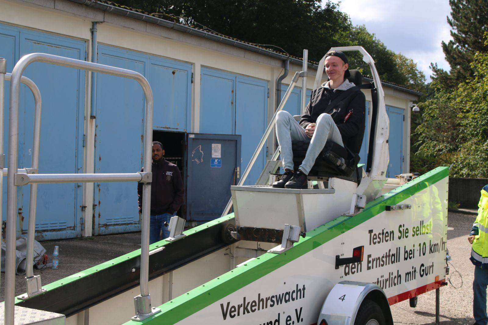 Azubis beim Aktionstag "Junge...