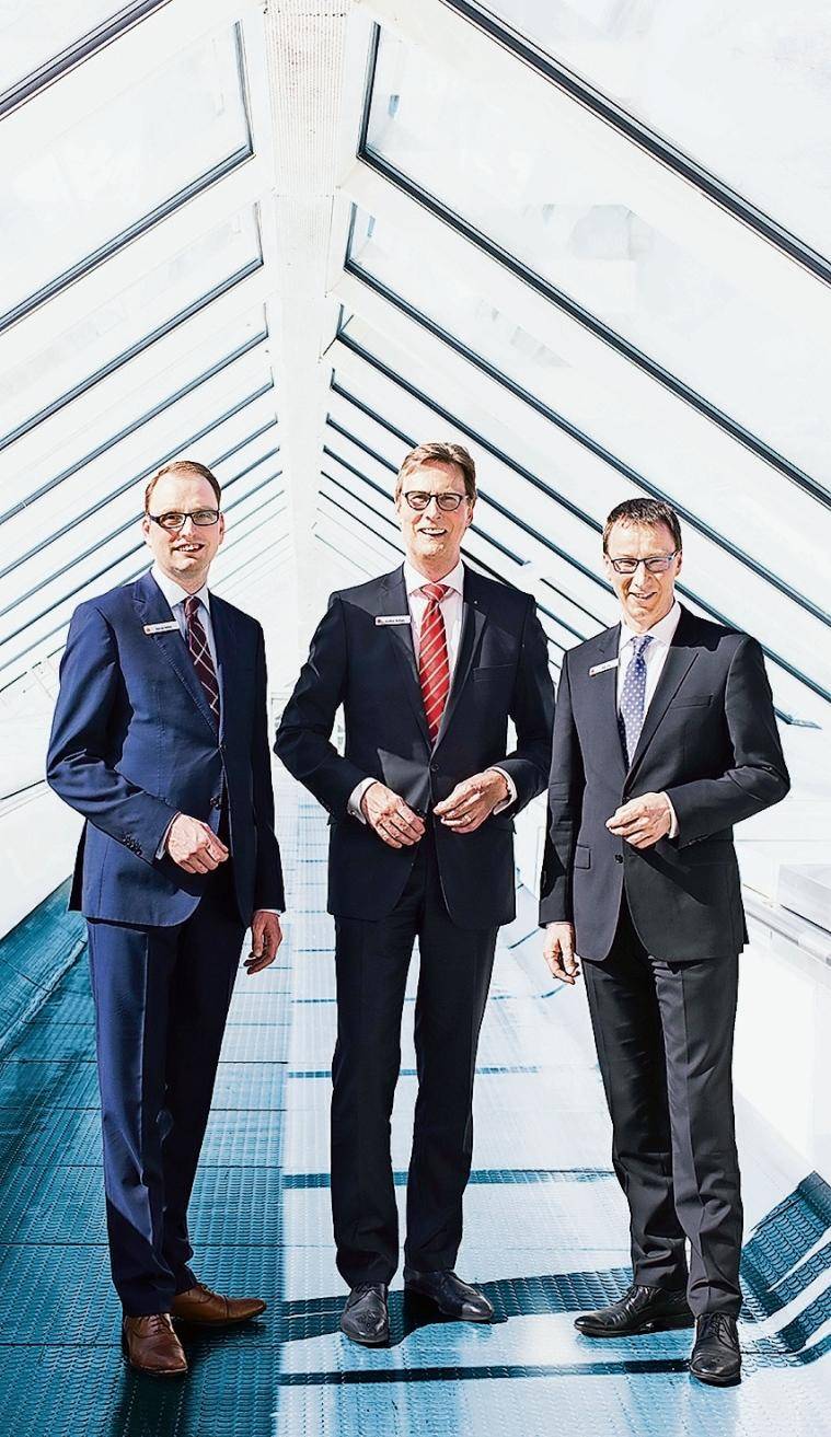  Der Sparkassen-Vorstand (v.l.): Patrick Hahne, Gunther Wölfges und Axel Jütz. 