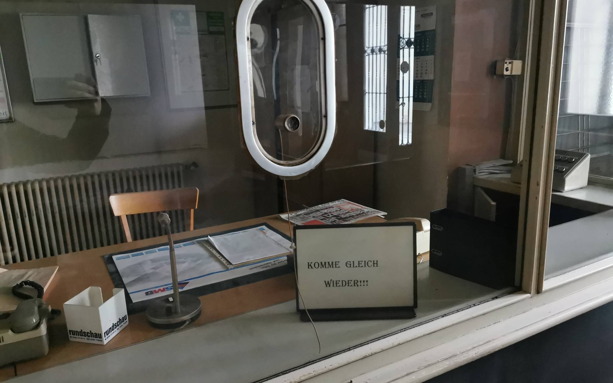 „Komme gleich wieder!!!“ — wohl eher nicht....