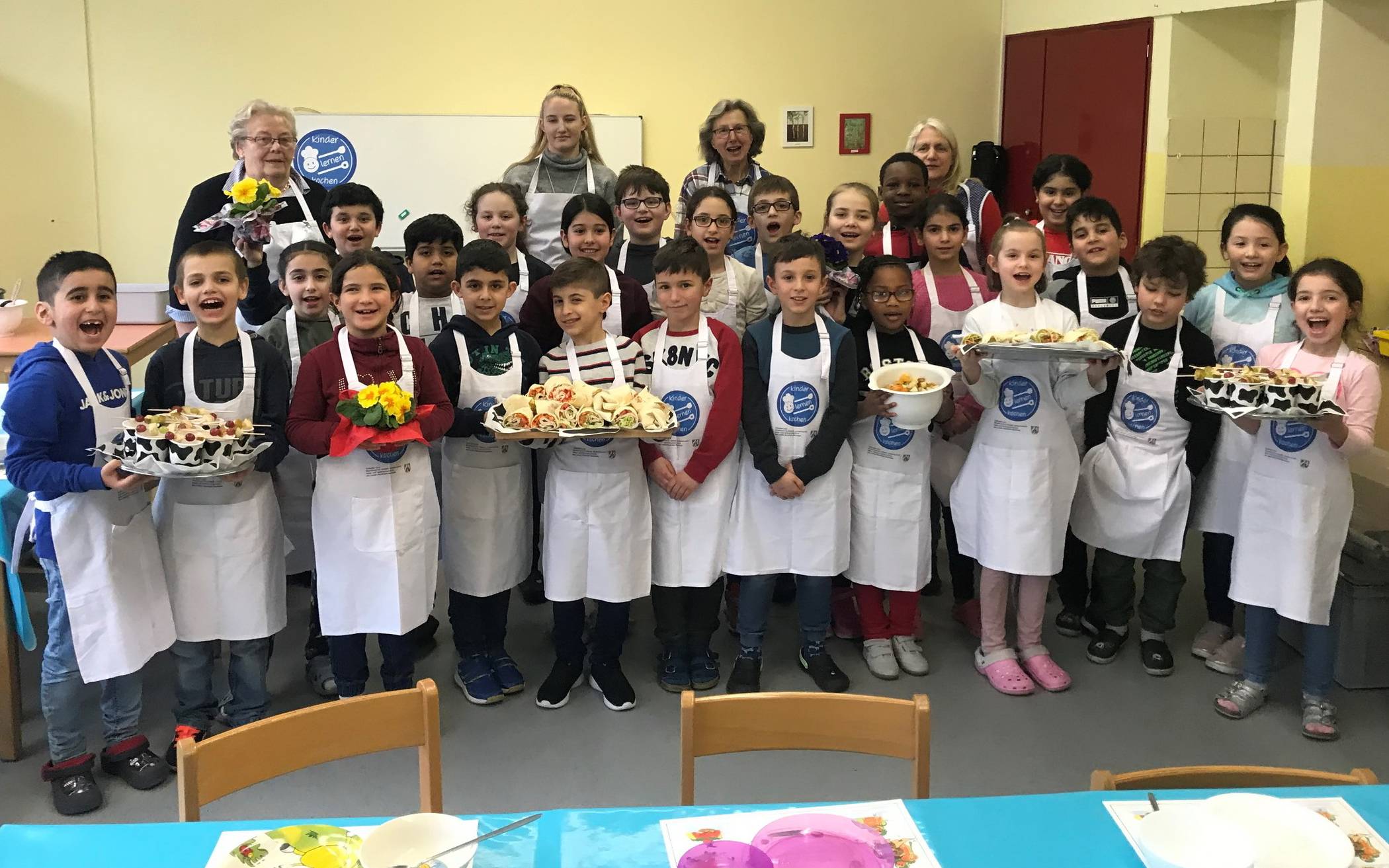 Grundschule Distelbeck: Kinder lernen kochen