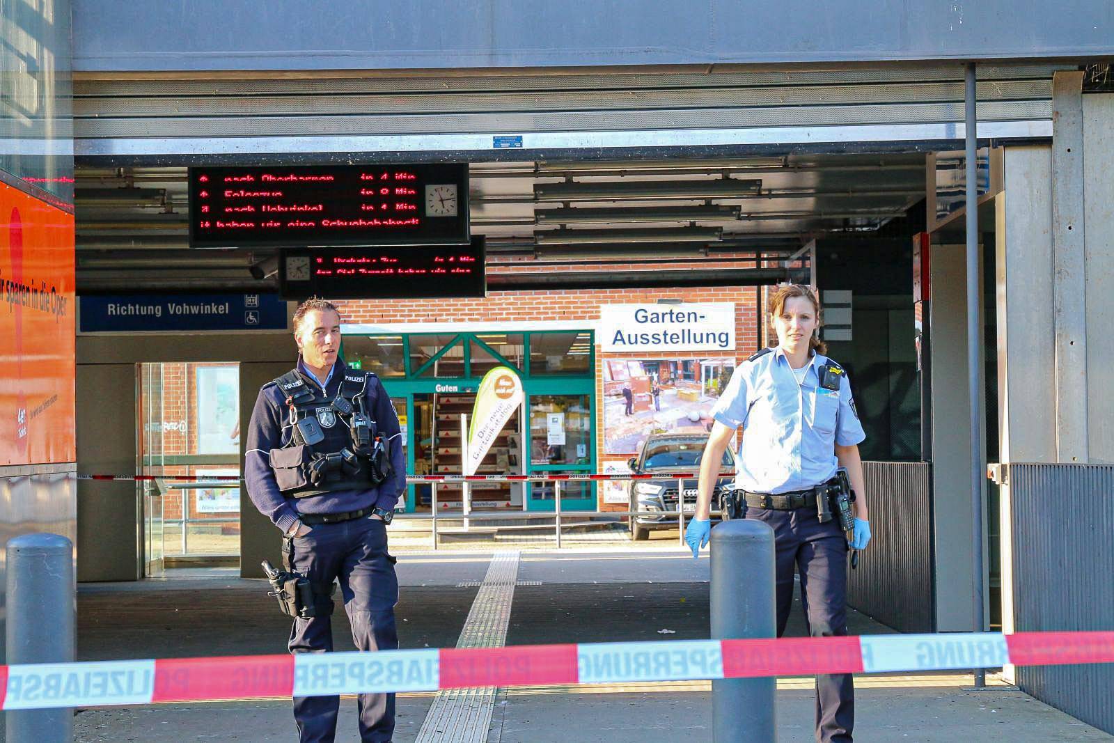 Am Dienstag (17. März 2020) kam es an der Schwebebahnhaltestelle Adlerbrücke zu einer...