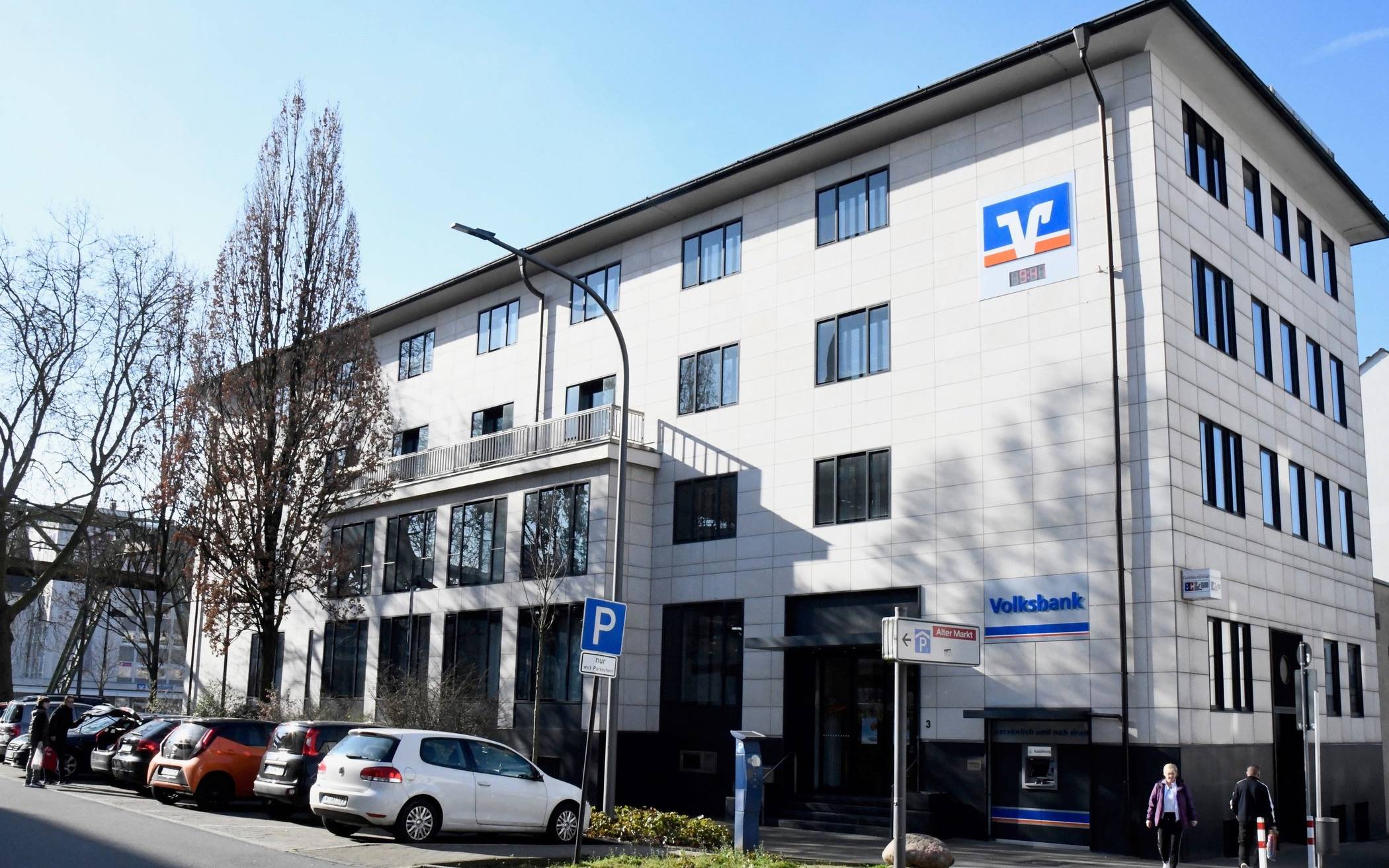 Stiftung Tannenhof kauft das Volksbank-Gebäude