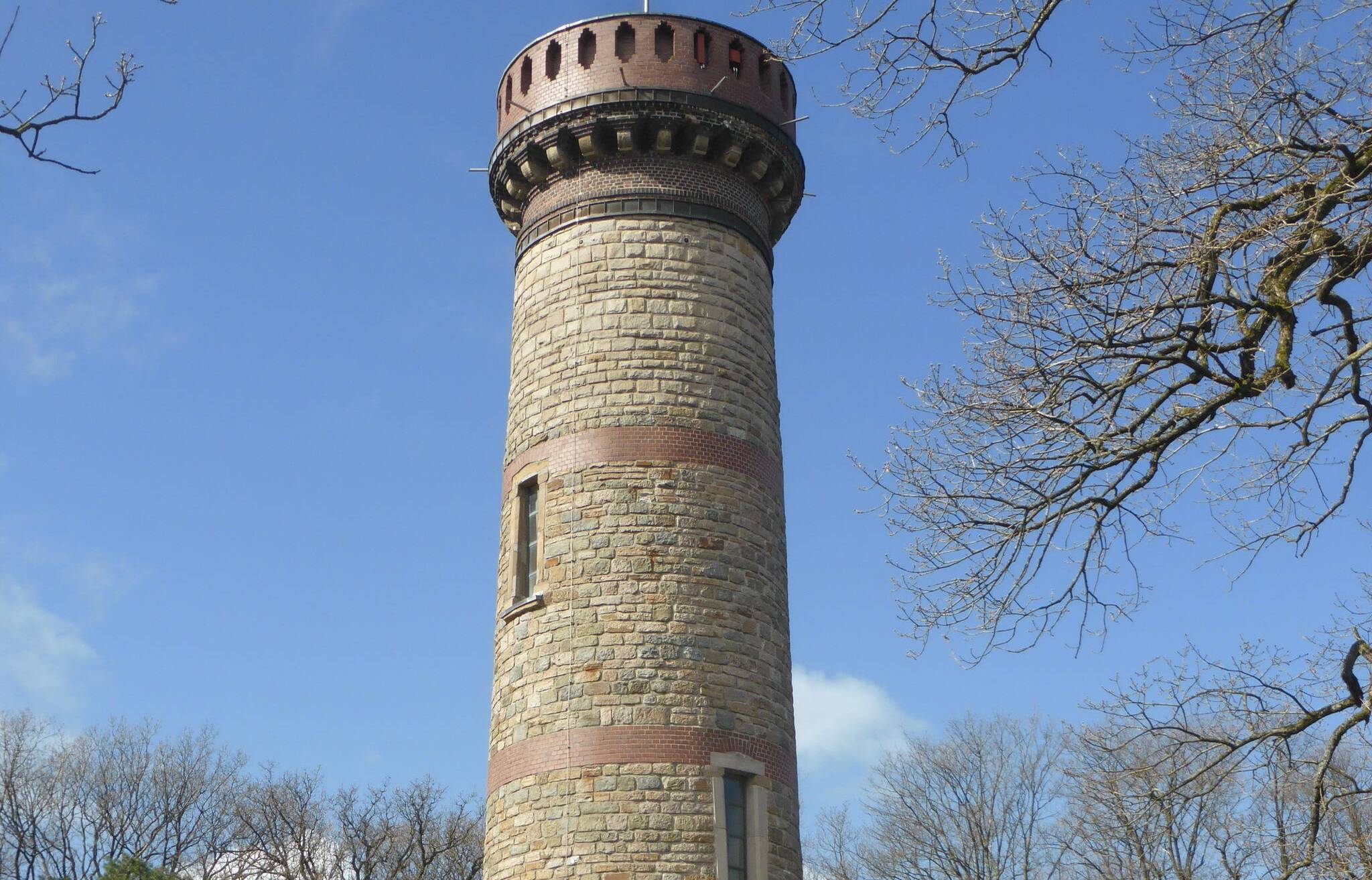 Der Toelleturm auf den Wuppertaler Südhöhen.