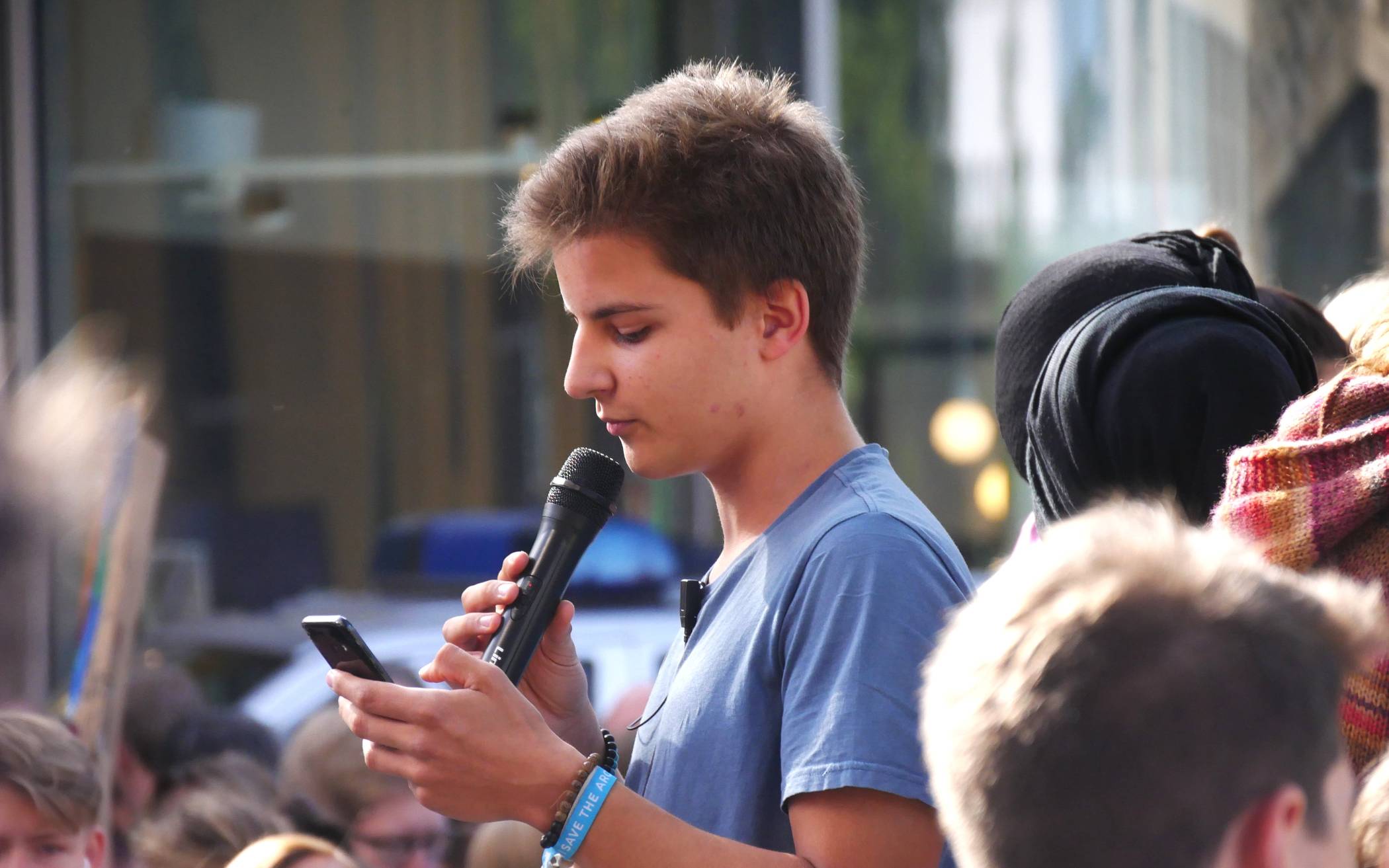  Jonah Näckel (19) ist einer der Initiatoren der Wuppertaler Fridays for Future Bewegung und kämpft dafür, dass die Forderungen der Bewegung auch in Corona-Zeiten gehört werden.  