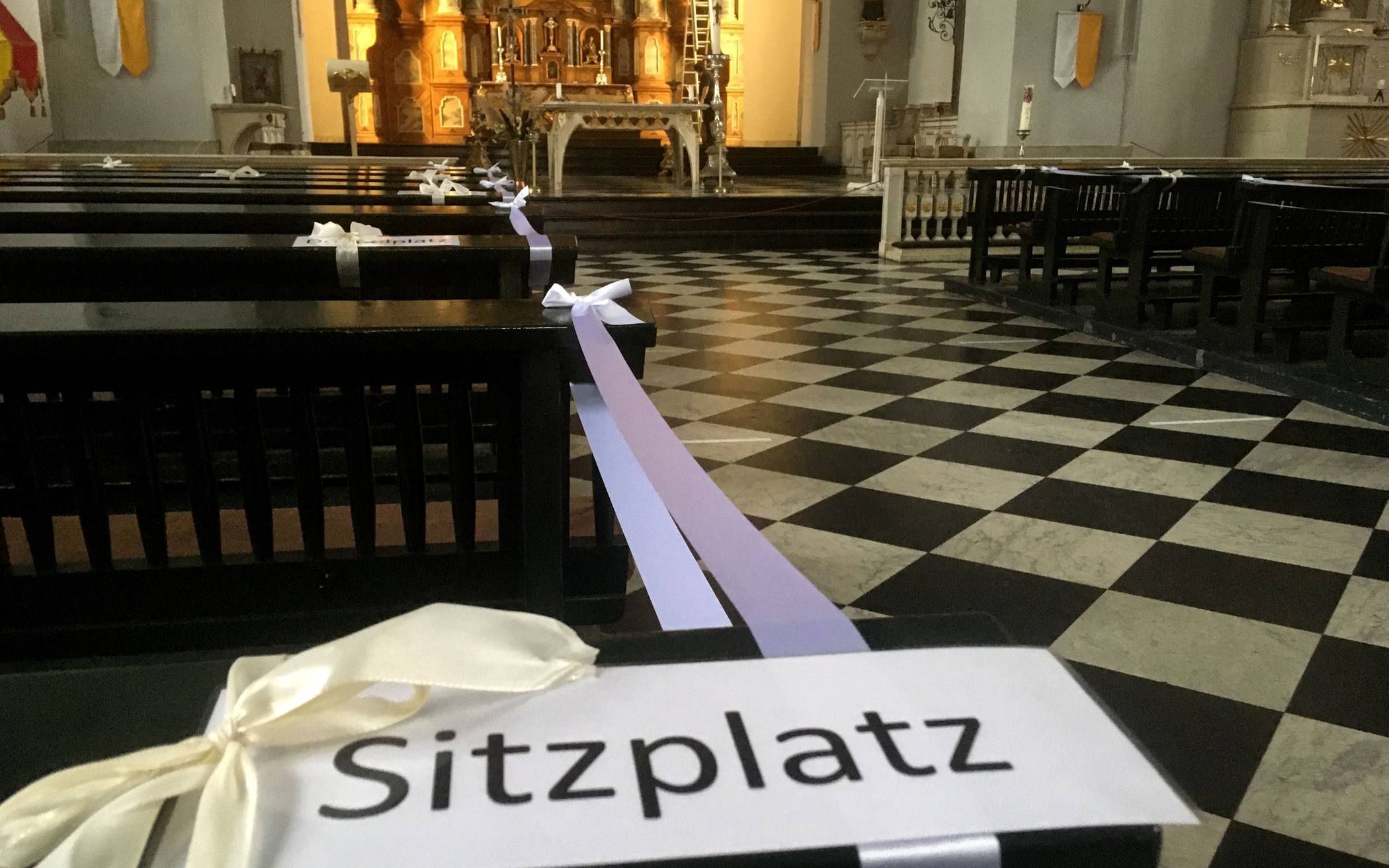  Mit Abstand und Anmeldung dürfen Gottesdienste ab 1. Mai in Wuppertal wieder gefeiert werden.  