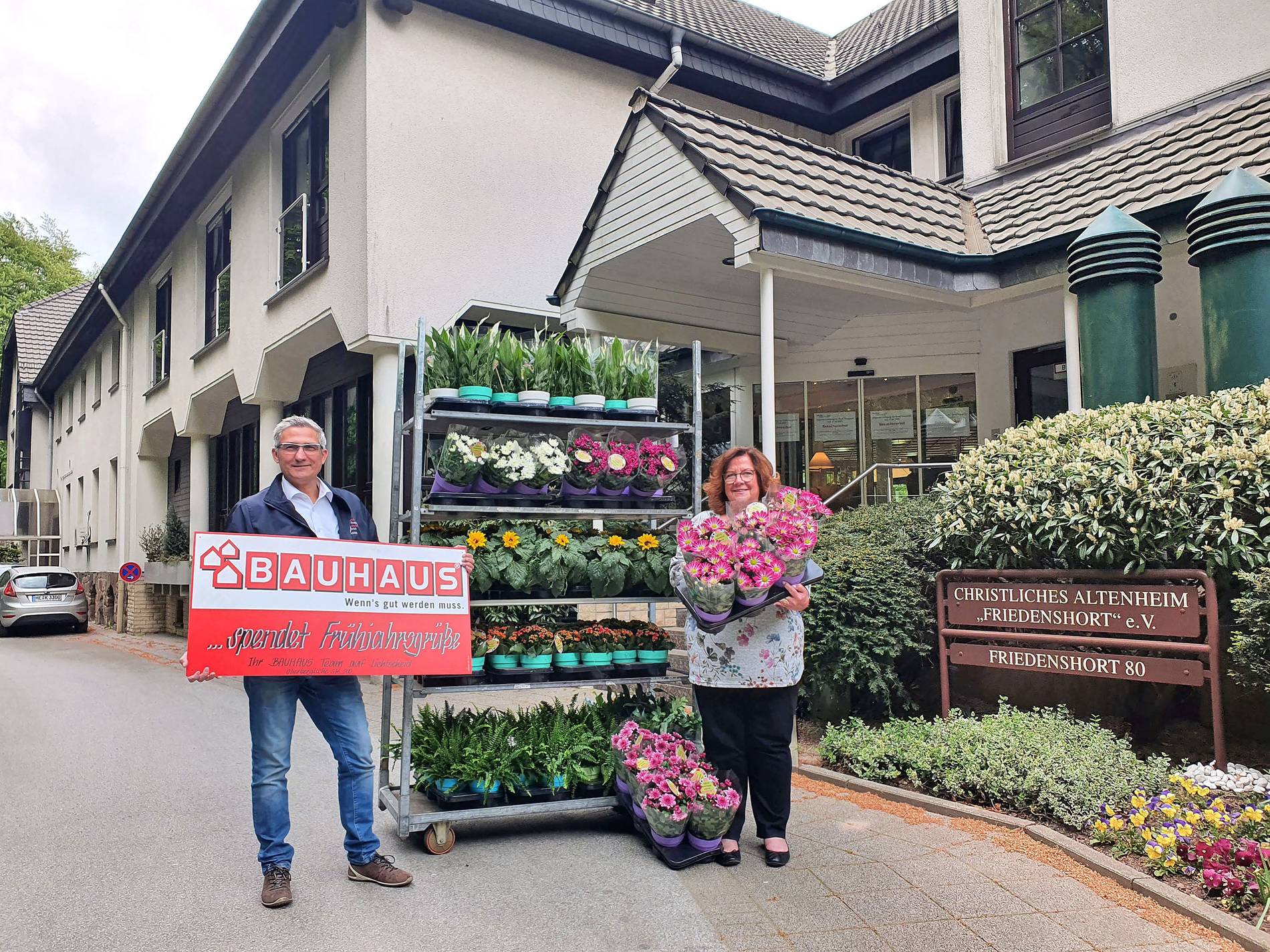 Bauhaus Spendenaktion 140 Fruhlingspflanzen Fur Das Friedenshort