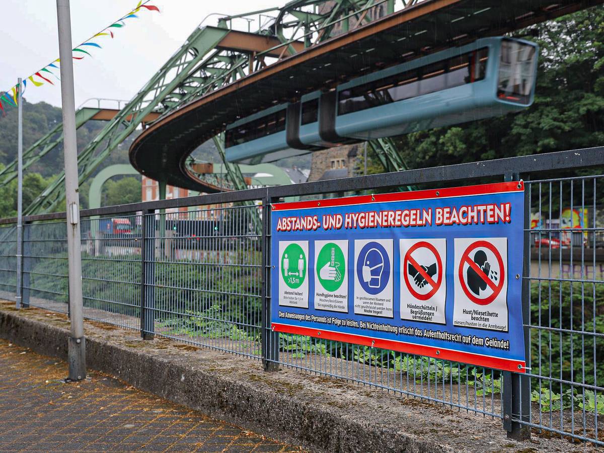 17 Tage lang Kirmes am Wuppertaler Stadion
