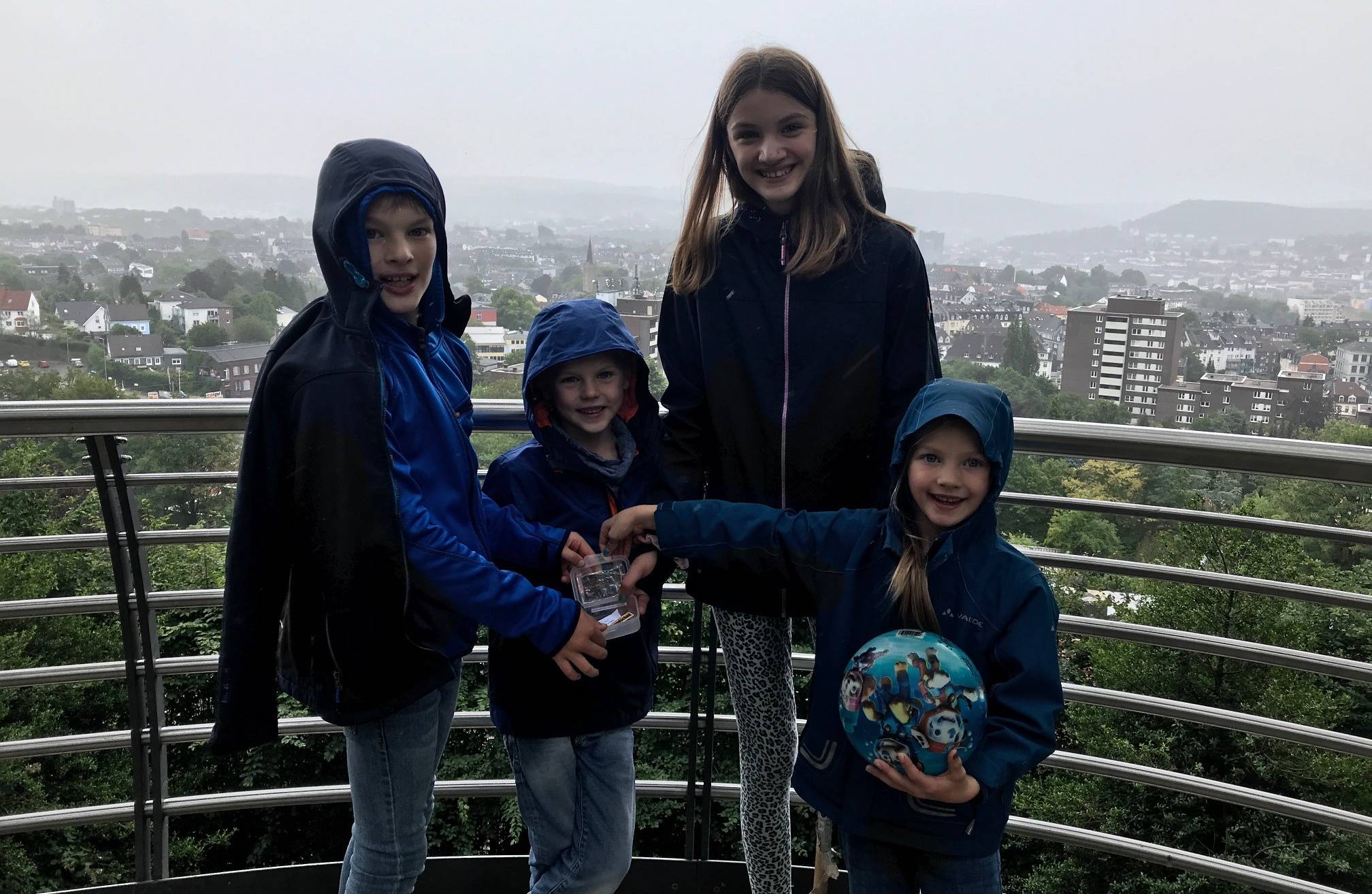 Milla. Matti, Tom und Ida Zabold....