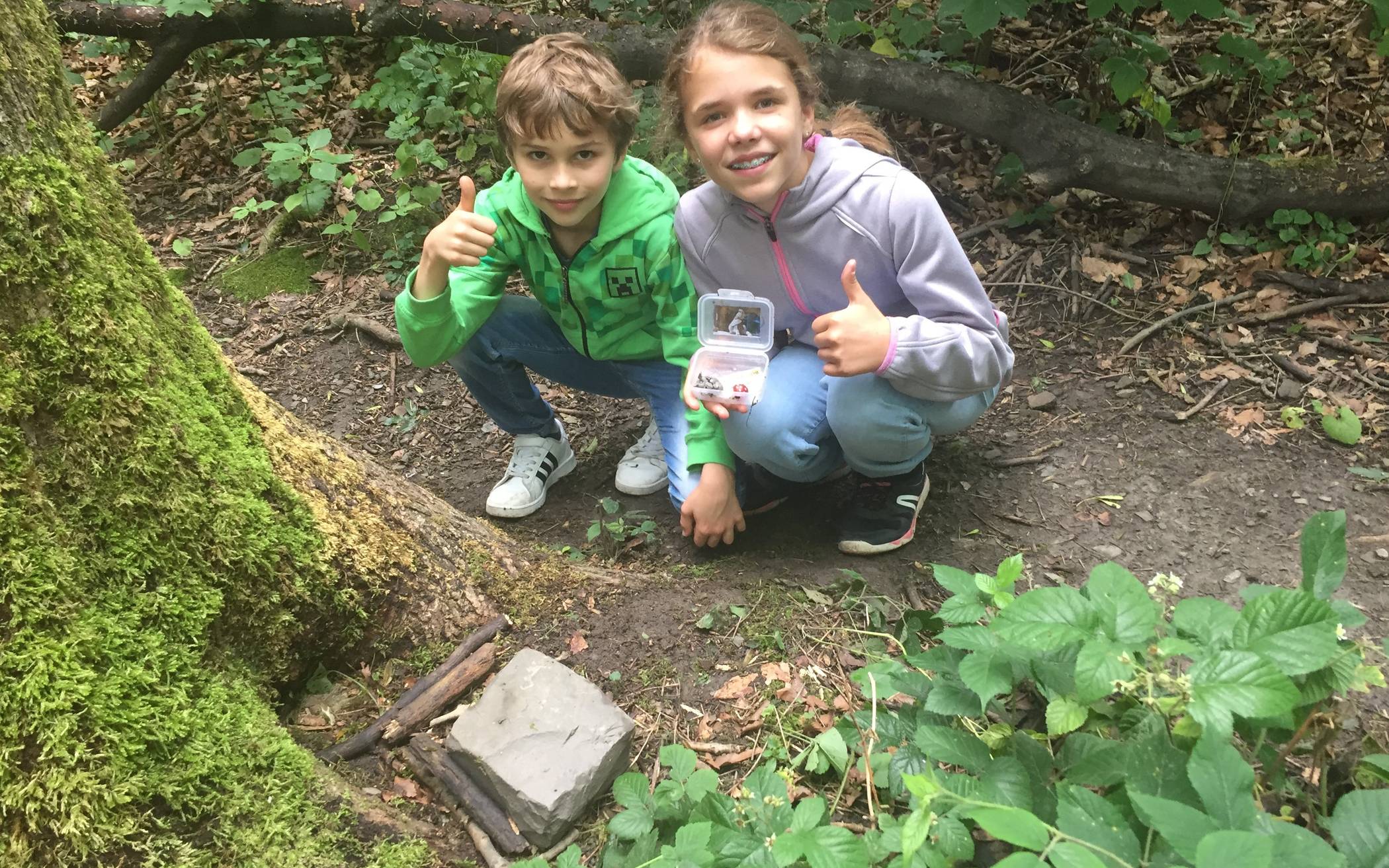 Lotta Heimbucher und Cousin Erik....