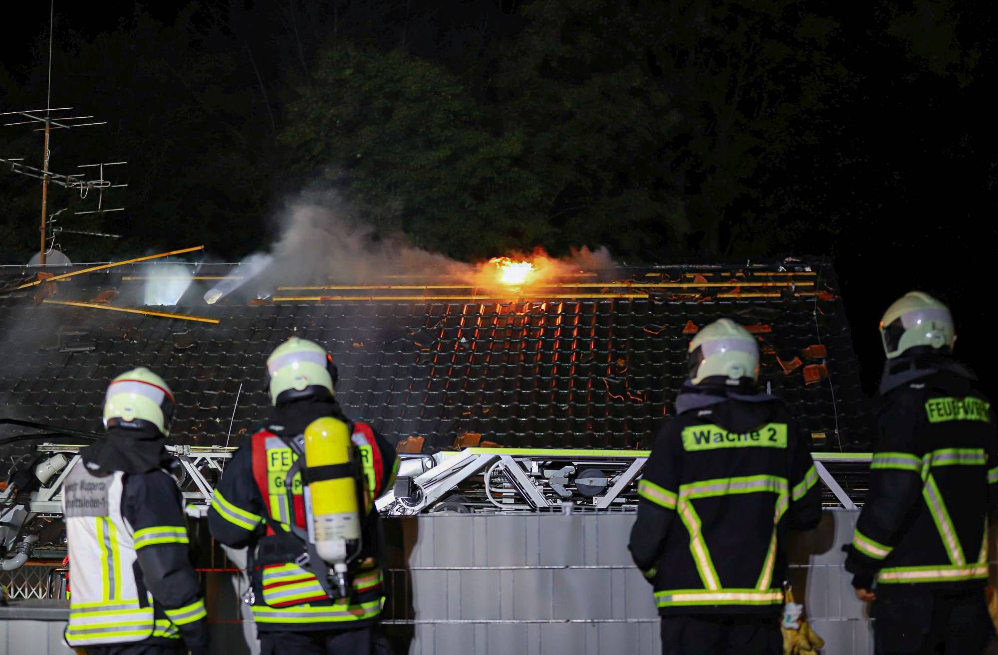 In der Alten Rottsieper Straße hat am Sonntag (23. August 2020) gegen 2 Uhr der...