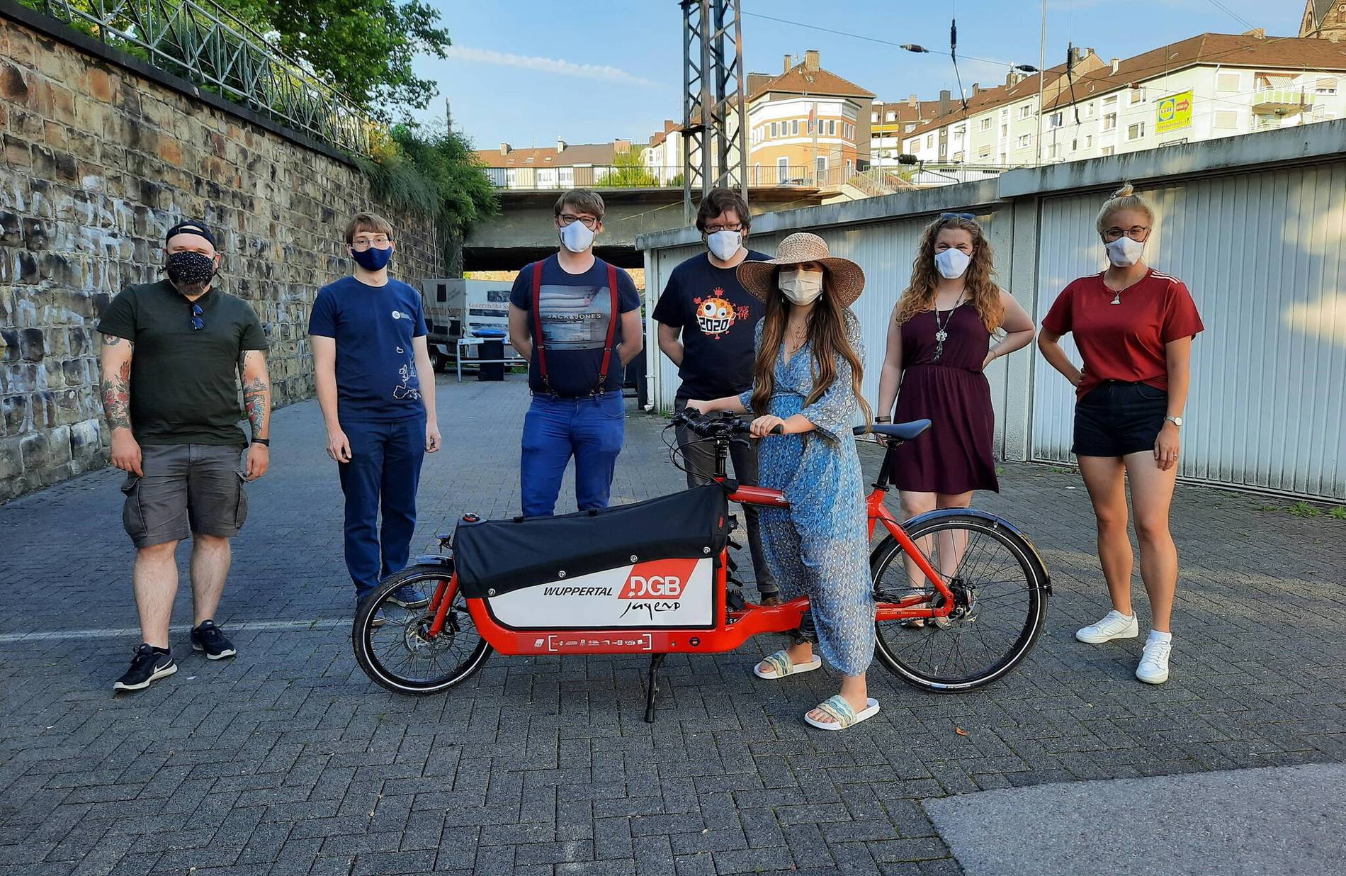 Wuppertaler Dgb Jugend Nun Mit Lastenfahrrad Unterwegs