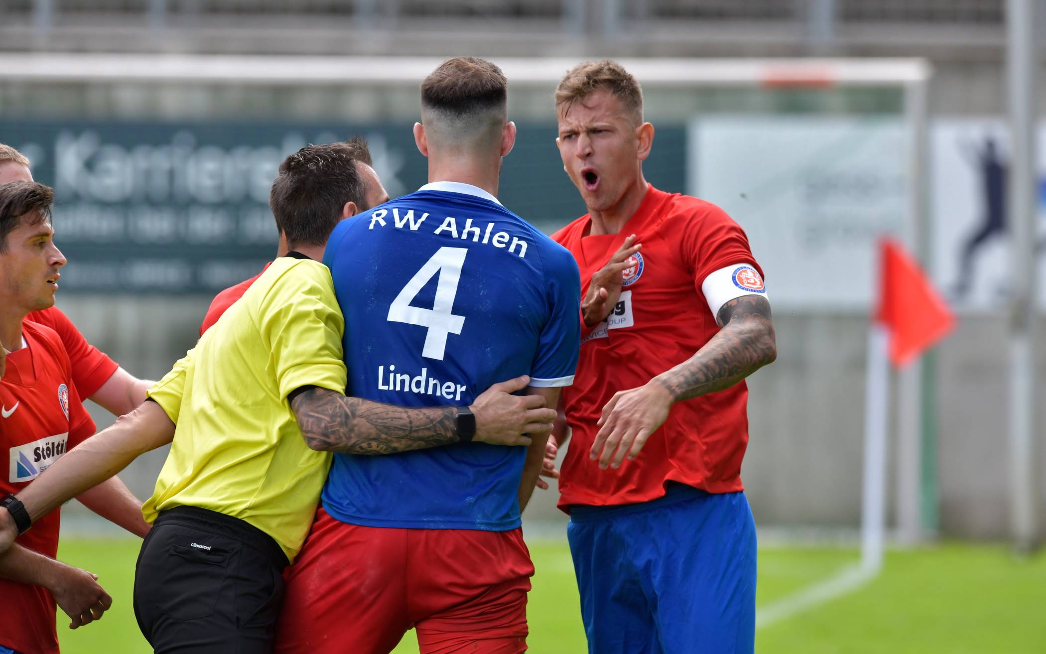  Voller EInsatz: WSV-Kapitän Tjorben Uphoff im Heimspiel gegen Ahlen (1:0). 