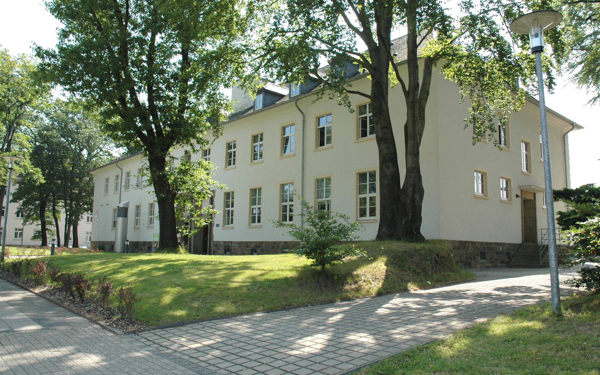  Auf dem Uni-Campus am Freudenberg entsteht das Wuppertaler Impfzentrum. 