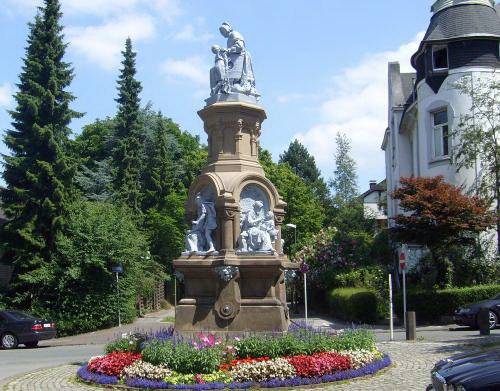 Der Märchenbrunnen im Zooviertel.