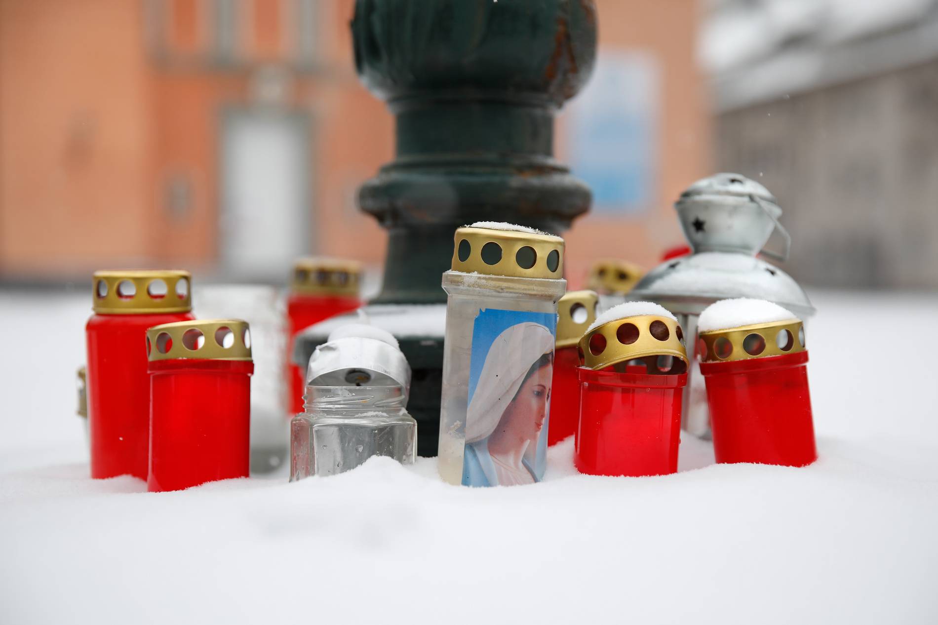 Wuppertaler Laurentiusplatz: Gottesdienst für Corona-Tote